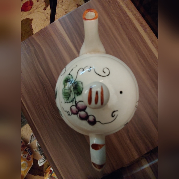 NASCO TEA POT w/grapes - Picture 3 of 5